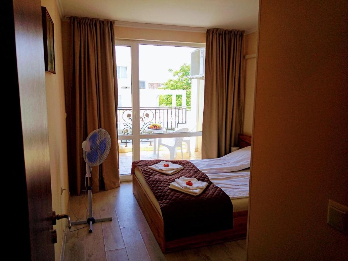 Private Apartament Sea View Sveti Vlas Apartment Exterior photo